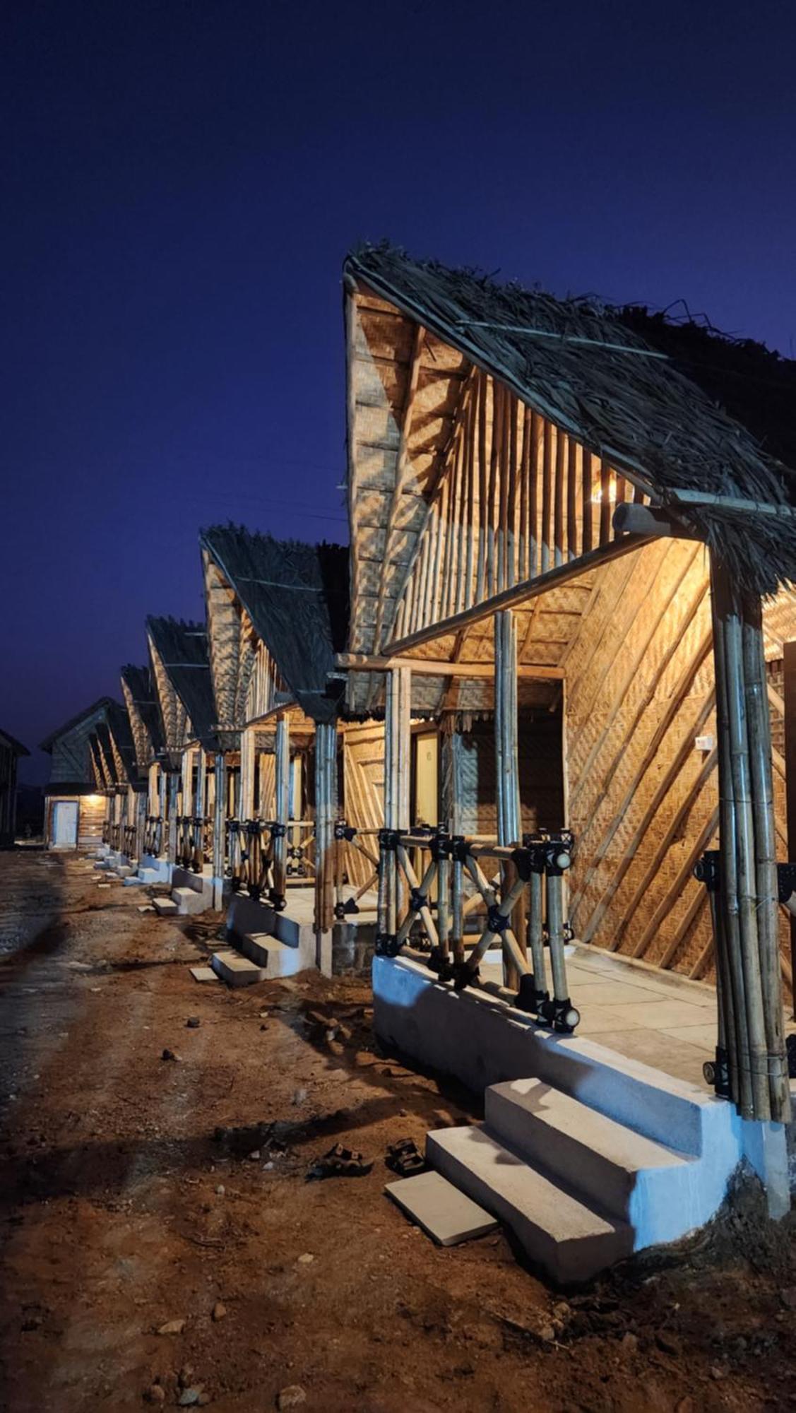 Vanya The Exotic World Resort 함피 외부 사진