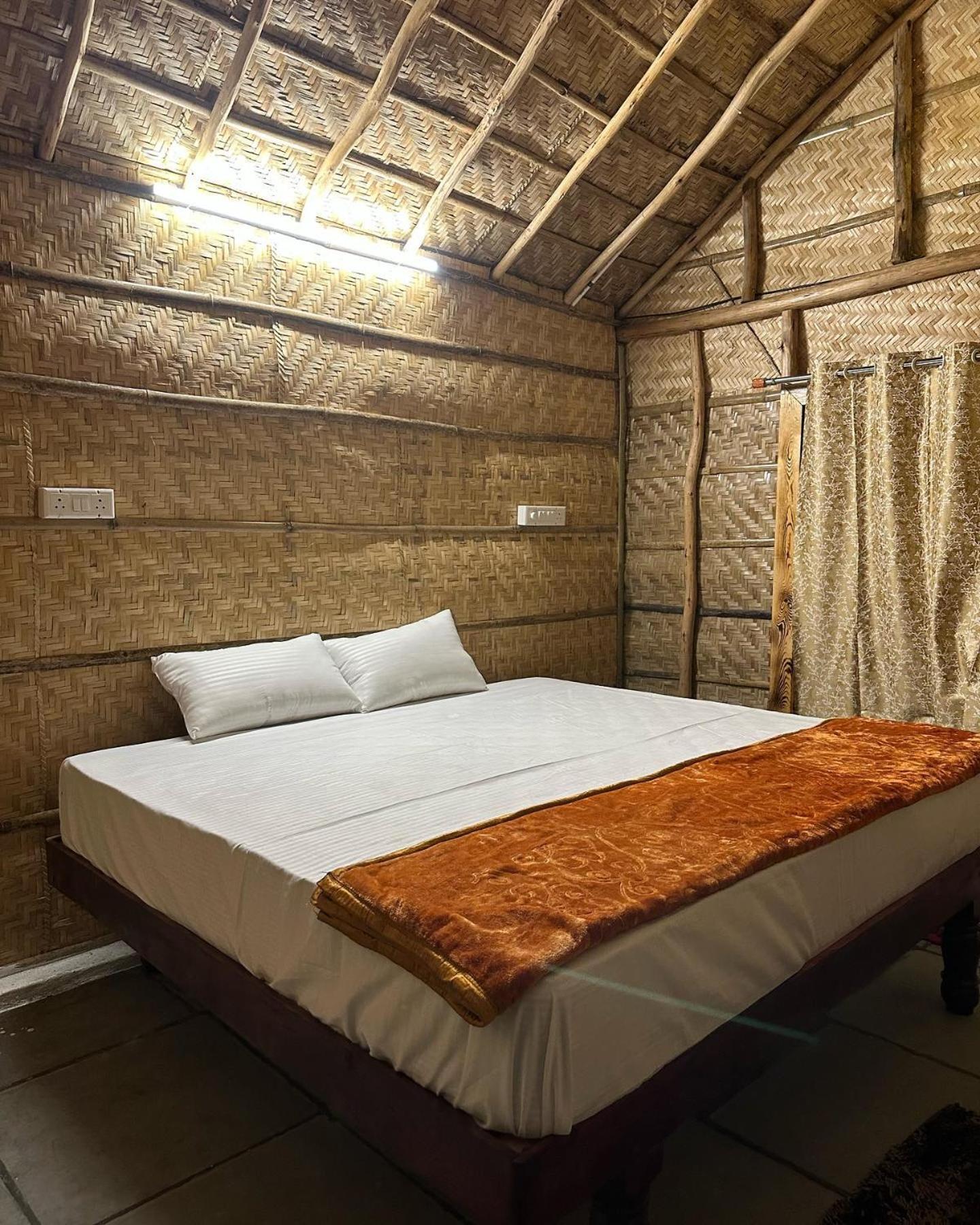 Vanya The Exotic World Resort 함피 외부 사진